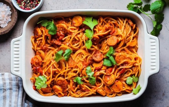 What to Serve with Baked Spaghetti? Try These 14 Side Dishes