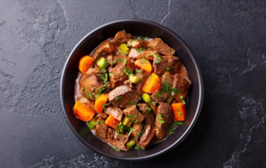 What to Serve with Beef Stew? 18 Side Dishes to Try