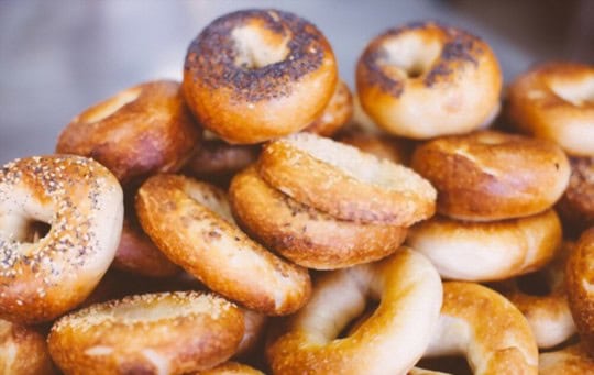 How Long Do Bagels Last In The Fridge? Does It Go Bad?