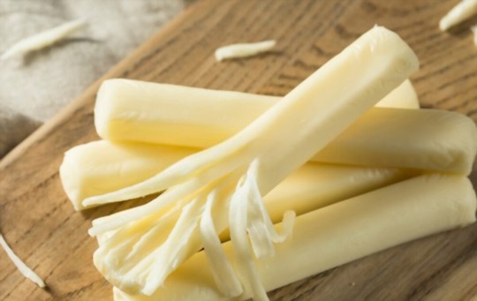 How Long Does String Cheese Last? Does It Go Bad?