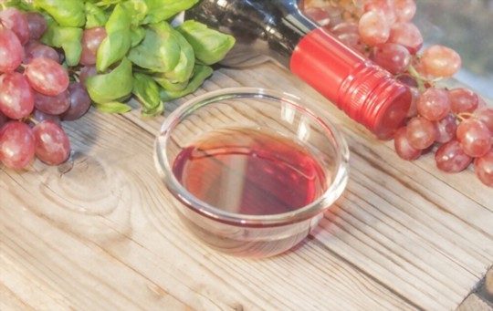 How Long Does Red Wine Vinegar Last? Does it Go Bad?