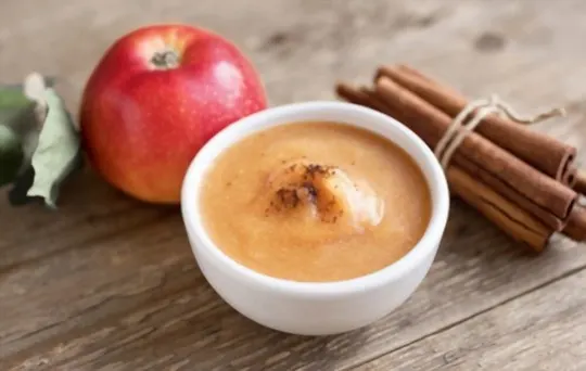 5 Best Applesauce Substitutes in Baking