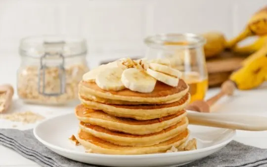 5 Best Milk Substitutes for Making Pancakes