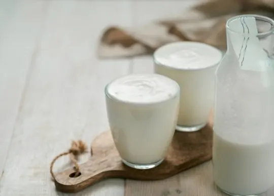 The 5 Best Non-dairy Substitutes for Buttermilk