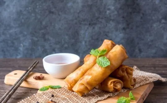 What Sauce to Eat with Egg Rolls? 7 BEST Options