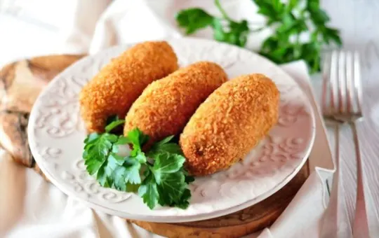 What Sauce Goes with Chicken Kiev? 12 Options