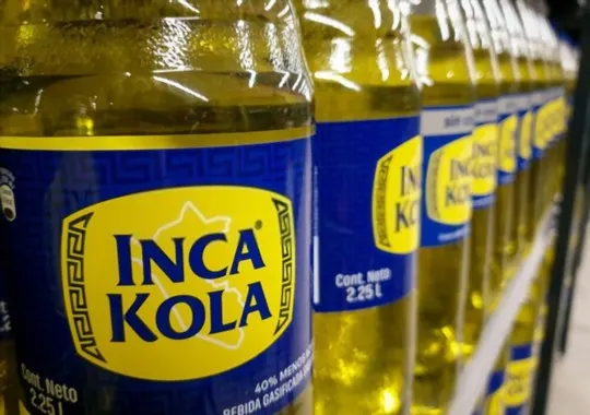 What Does Inca Kola Taste Like? A Comprehensive Guide