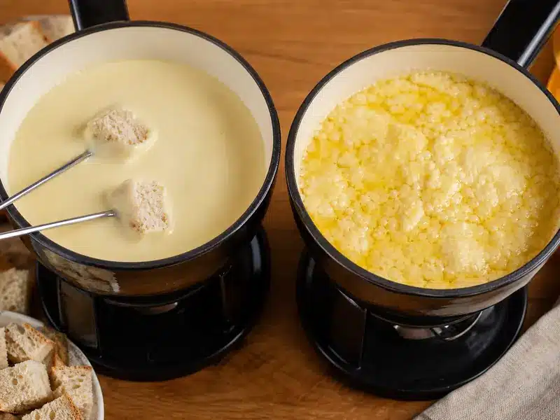 Smooth fondue beside separated fondue for a texture comparison | EpicureDelight